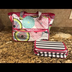 Thirty-One Gifts True Beauty make-up/travel bag